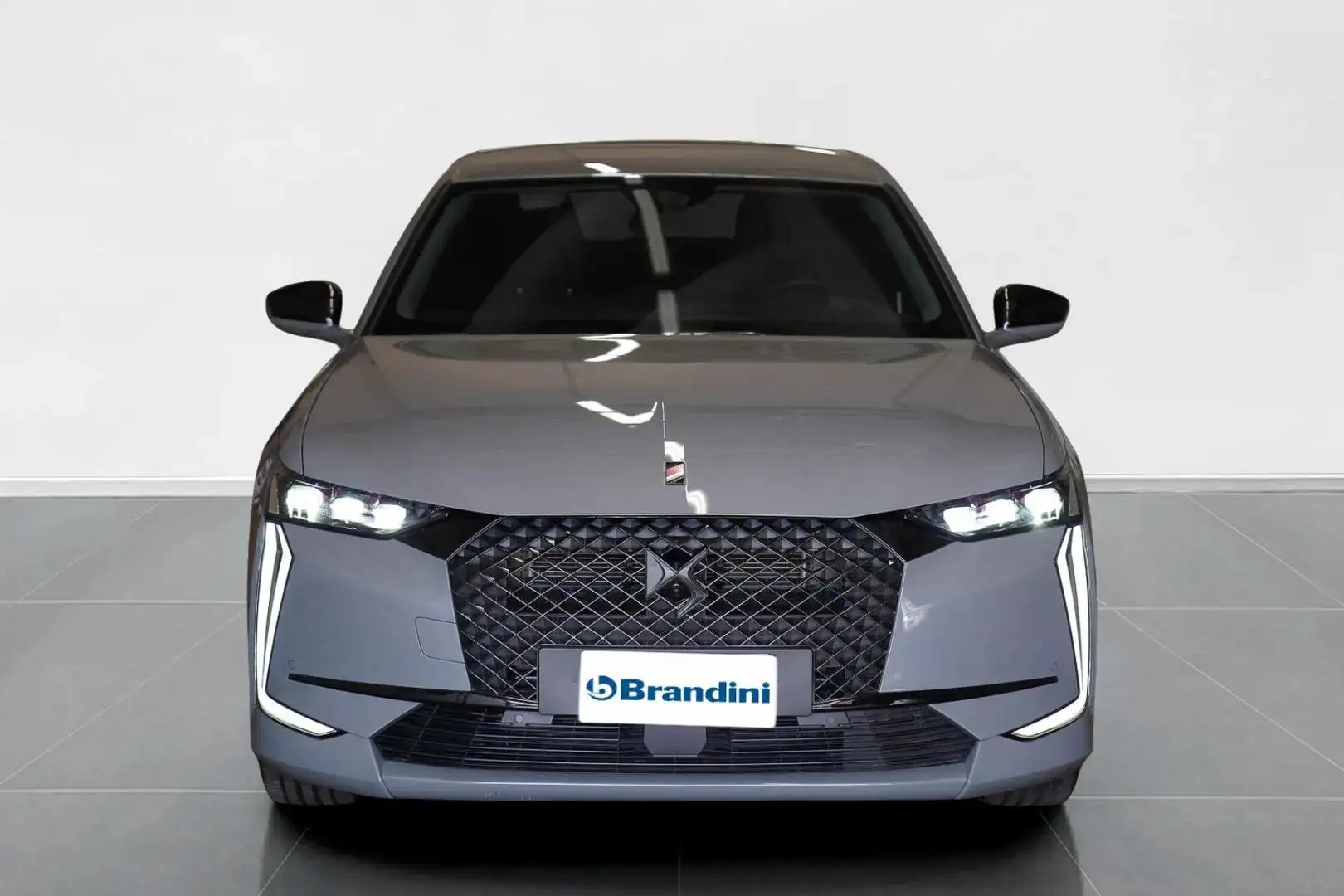 DS Automobiles DS 4 1.6 E-TENSE Performance Line Gris - 2