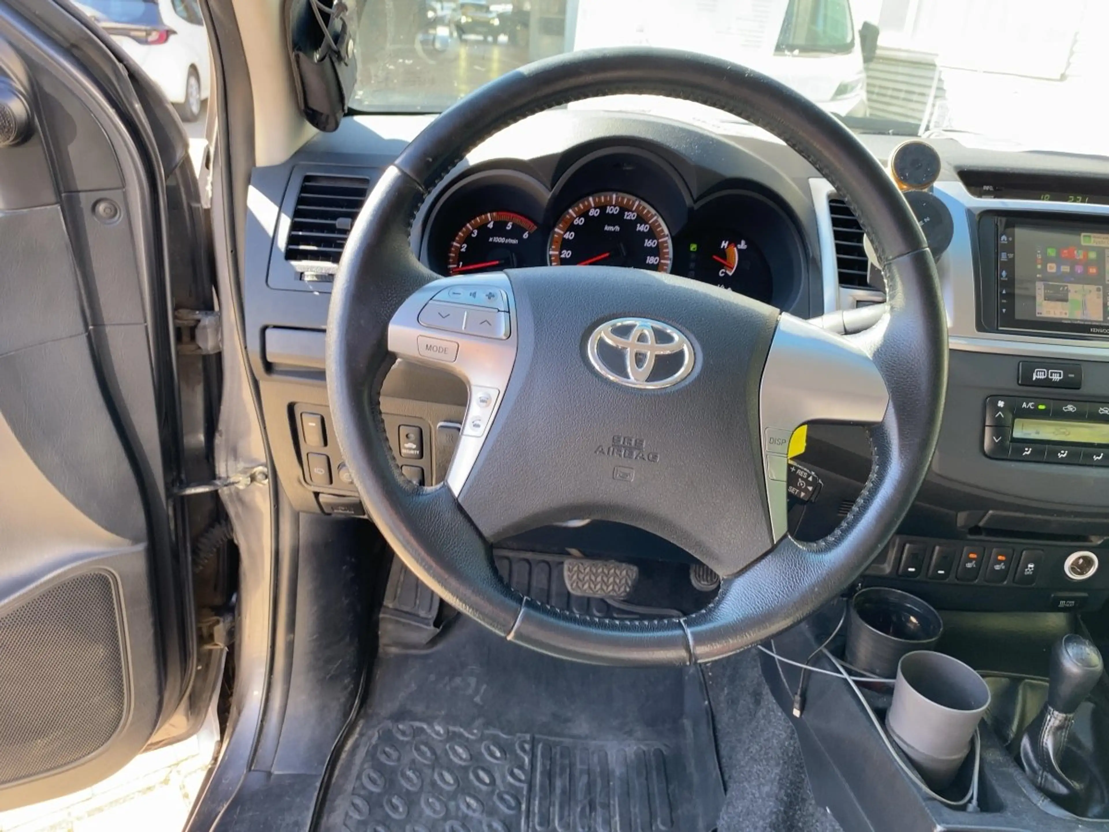 Toyota Hilux 3.0 D-4D 4x4 Double Cab Executive AUT Kam. — photo 15