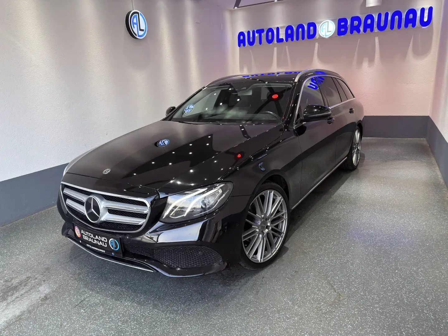 Mercedes-Benz E 220 E 220 d T 9G-TRONIC Avantgarde - 2