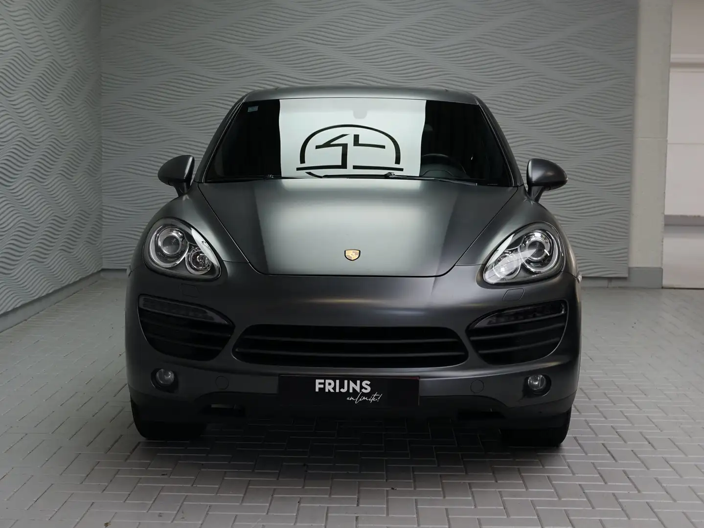 Porsche Cayenne Cayenne S Tiptronic S Grijs - 1