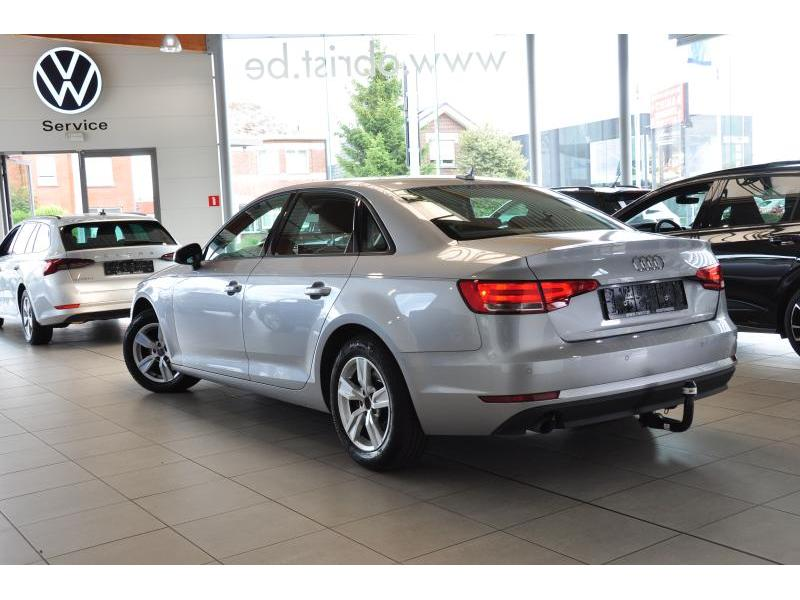 Audi A4 Gps-Leder-Led-Digital Cockpit-1 owner ! — photo 5