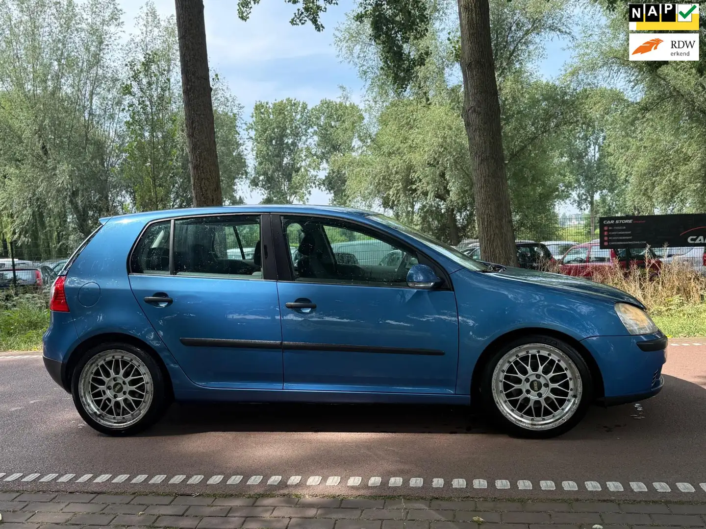 Volkswagen Golf 1.6 FSI Trendline AIRCO!5DEURS!APK2026!BBS! Azul - 1