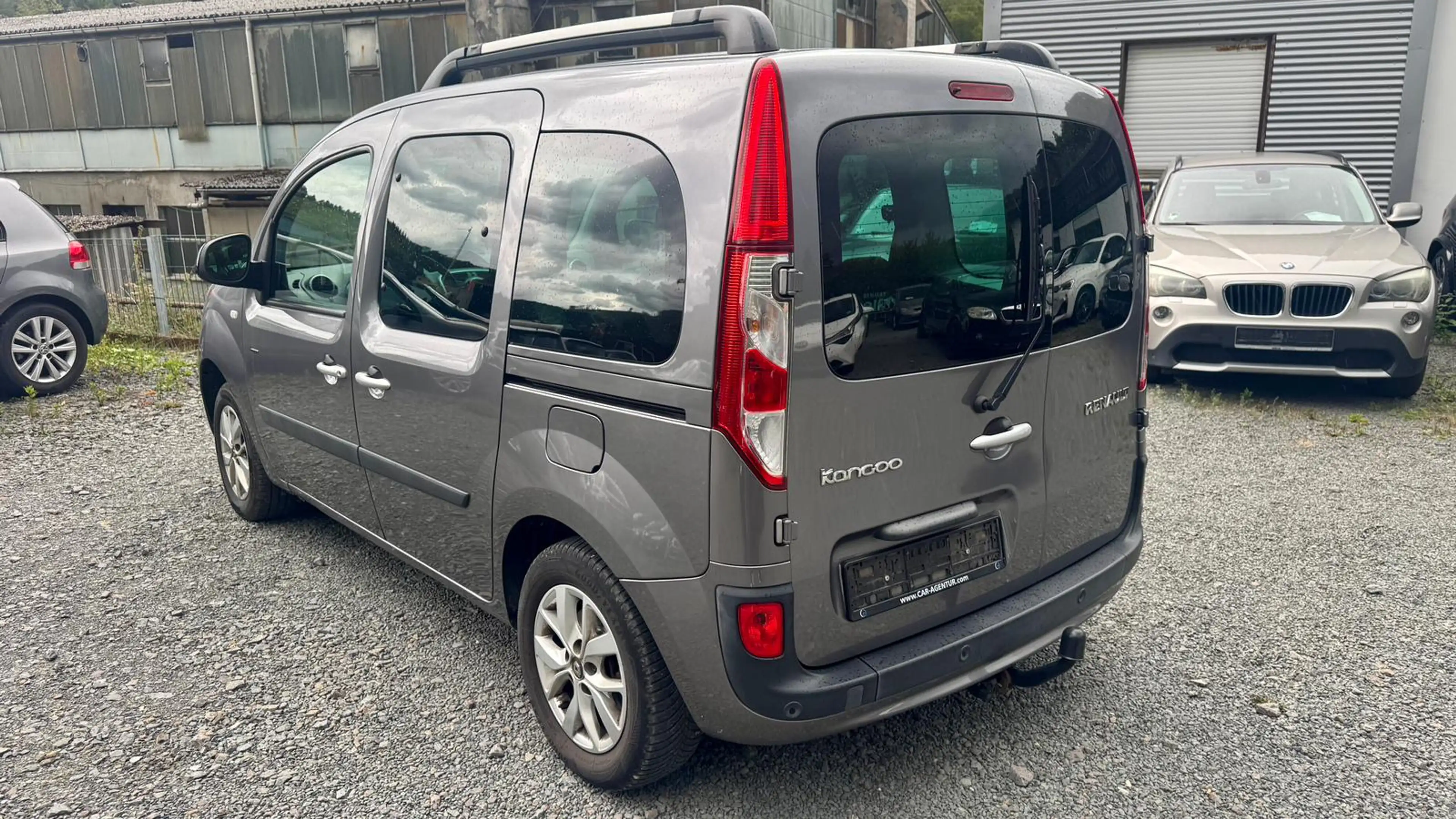 Renault Kangoo Limited*5-Sitzer*Zahnriemen Neu*Tüv Neu* — photo 7