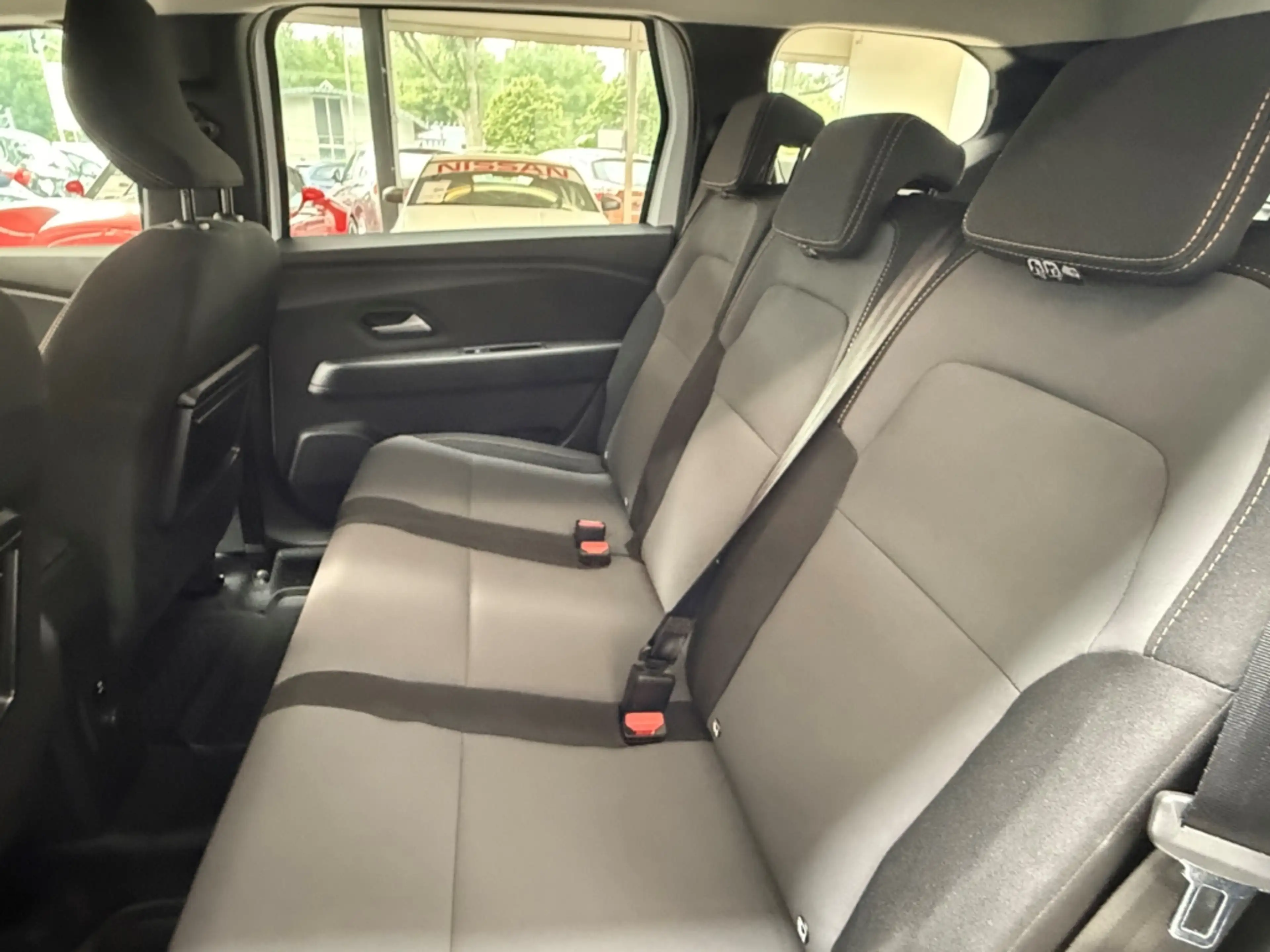Dacia Jogger Extreme+ — photo 14