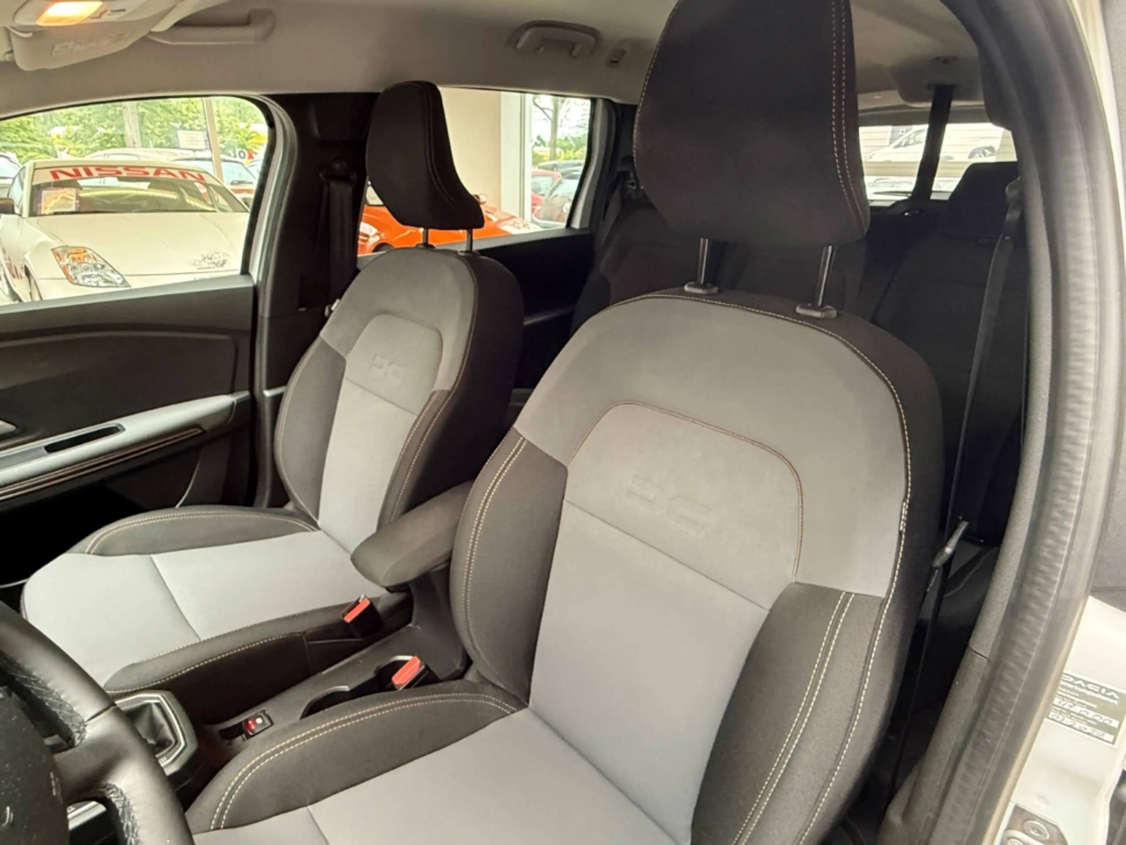 Dacia Jogger Extreme+ — photo 10