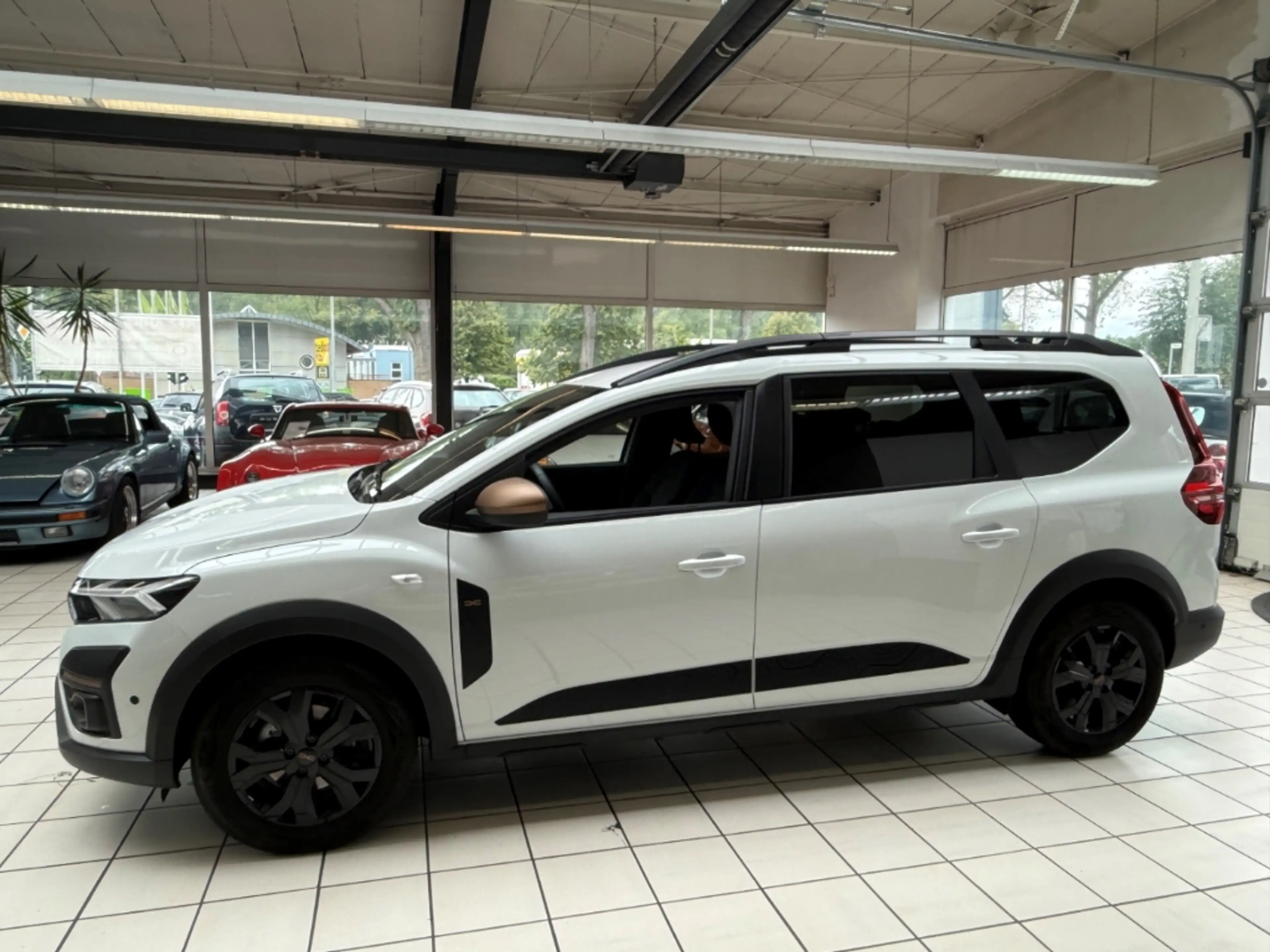 Dacia Jogger Extreme+ — photo 5