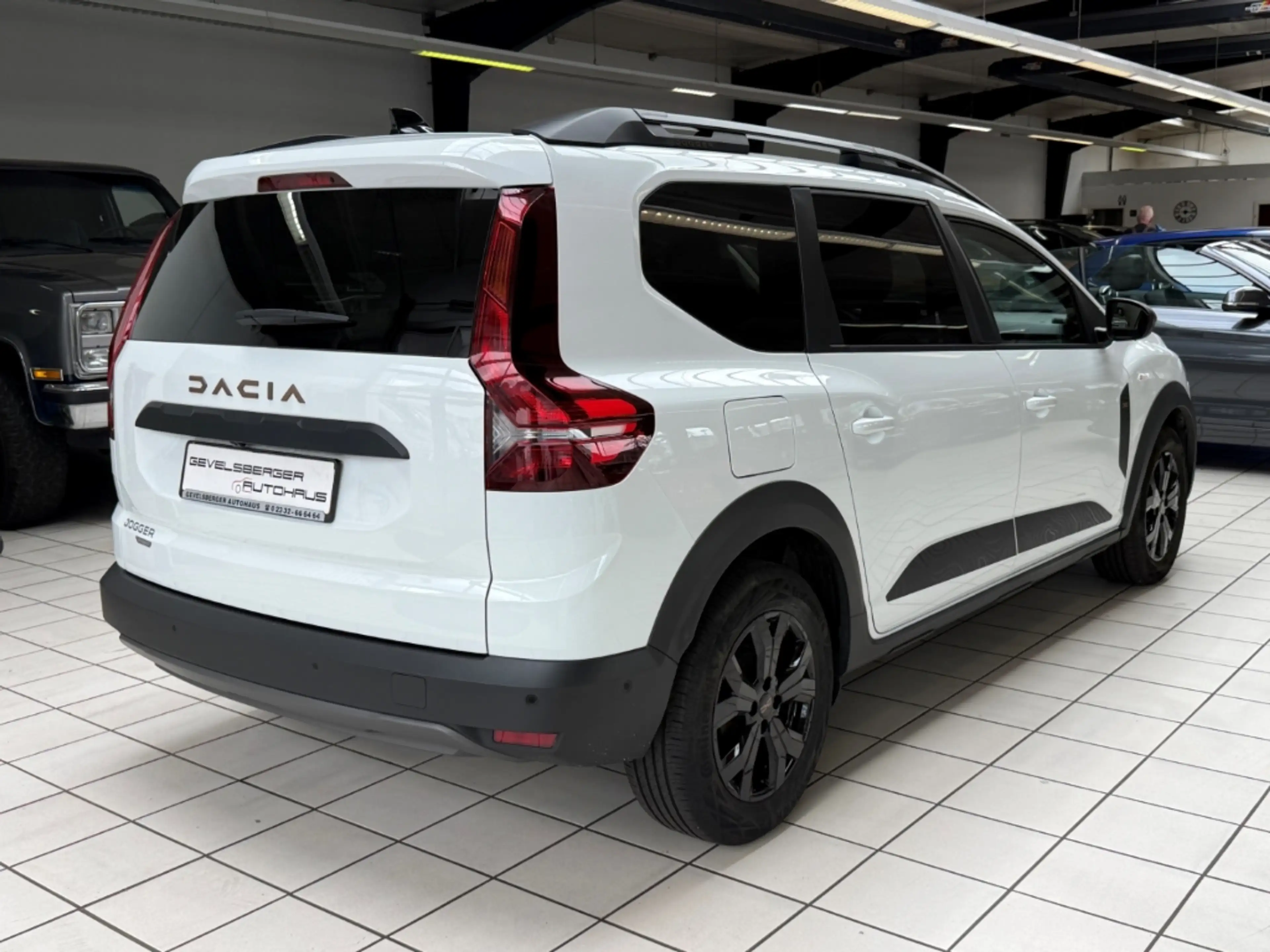 Dacia Jogger Extreme+ — photo 8