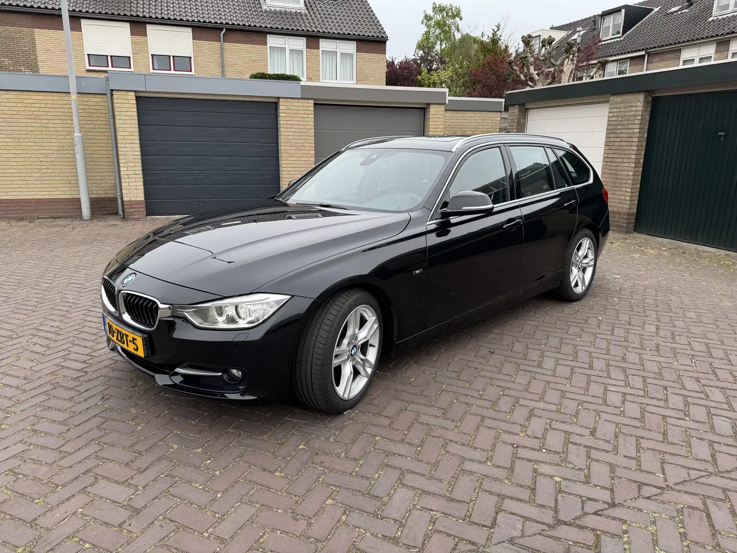 BMW 330 BMW 328i Touring | 245PK | Panoramadak | Sport Noir - 1