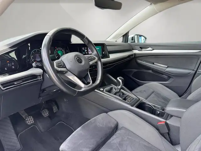 Volkswagen Golf view 8