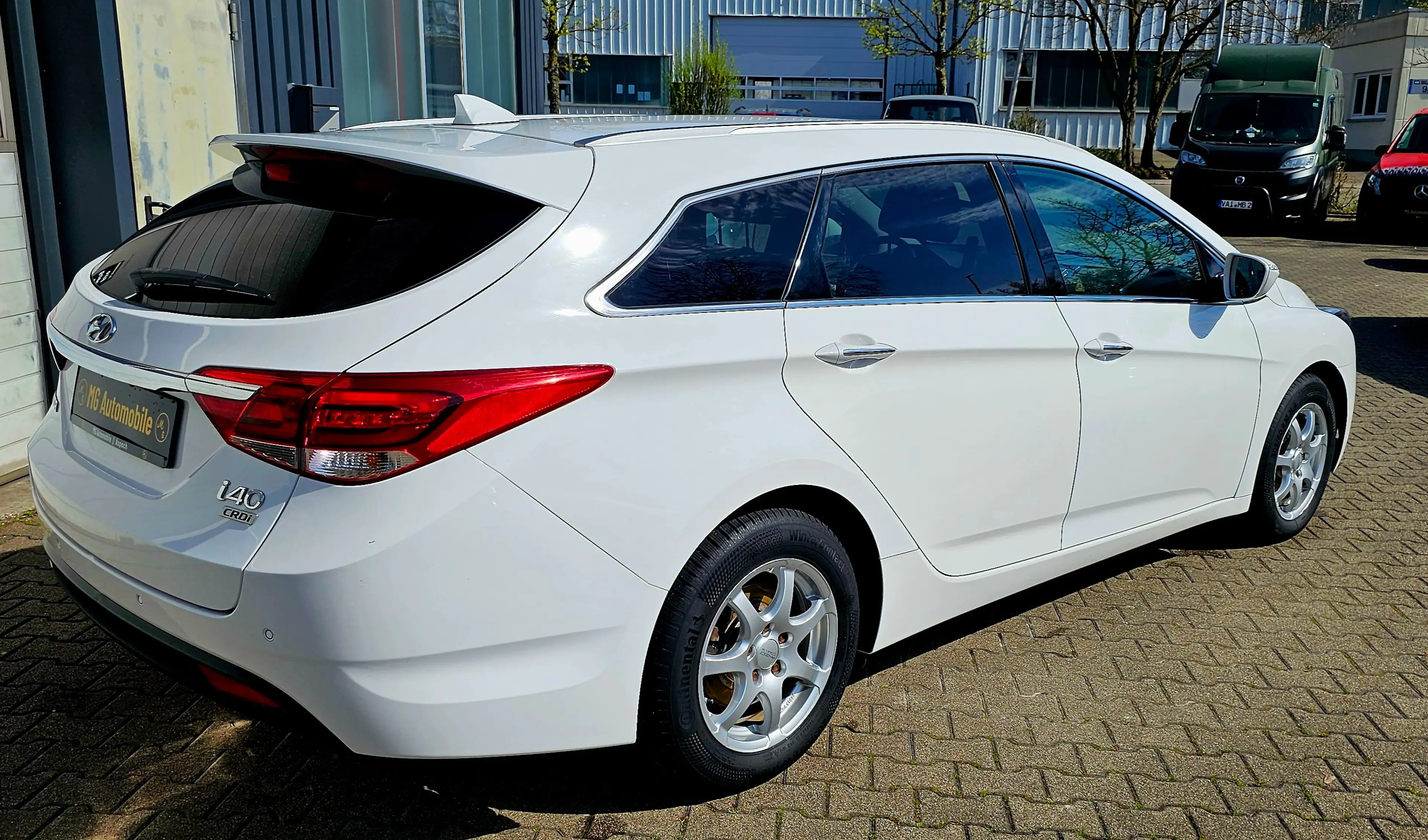 Hyundai i40 Blue Trend/NAVI/PDC/Klima/Sitzheizung — photo 7