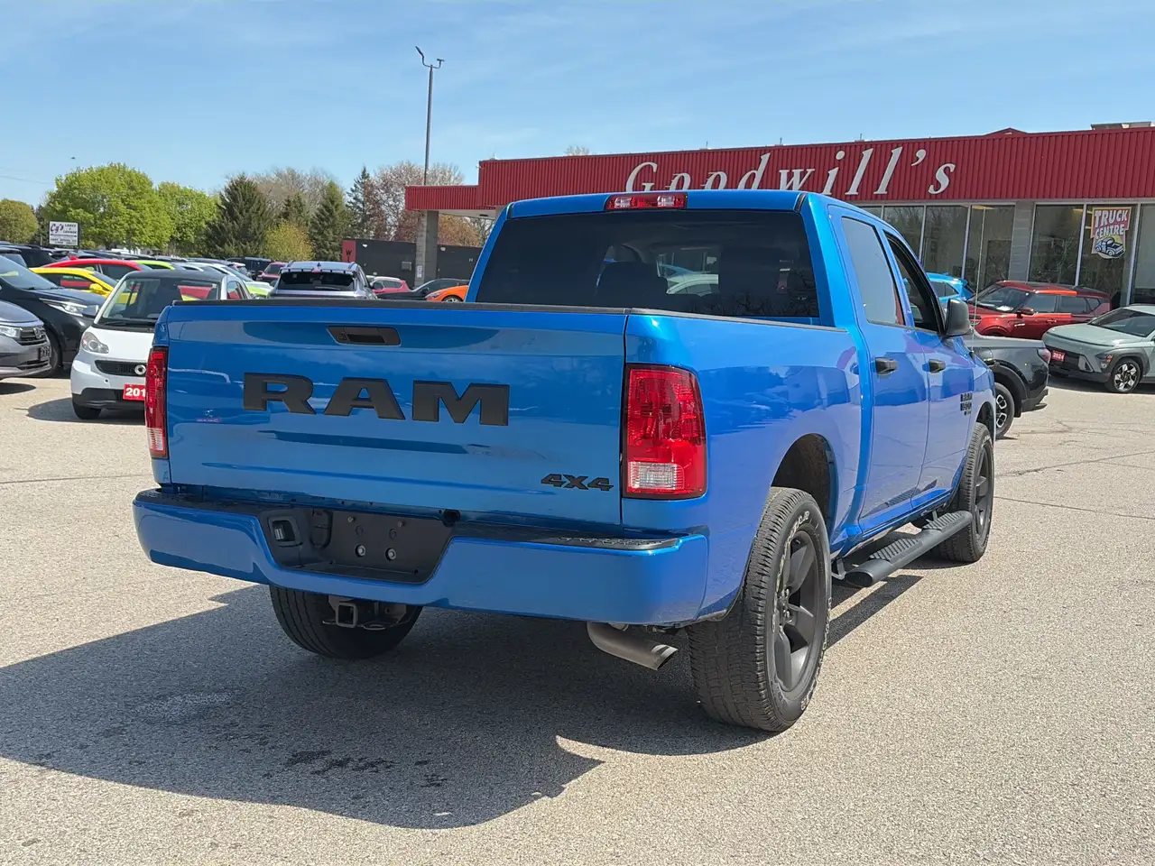 RAM 1500 снимка RAM 1500