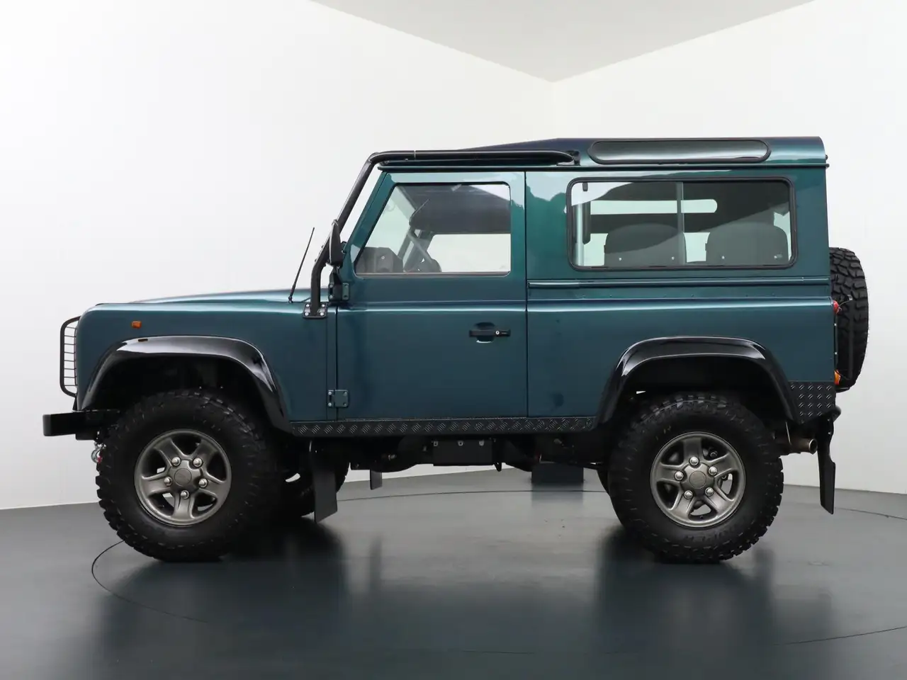 Land Rover Defender 3.9 90 Anniversary 50th Anniversary Compleet body, foto 5