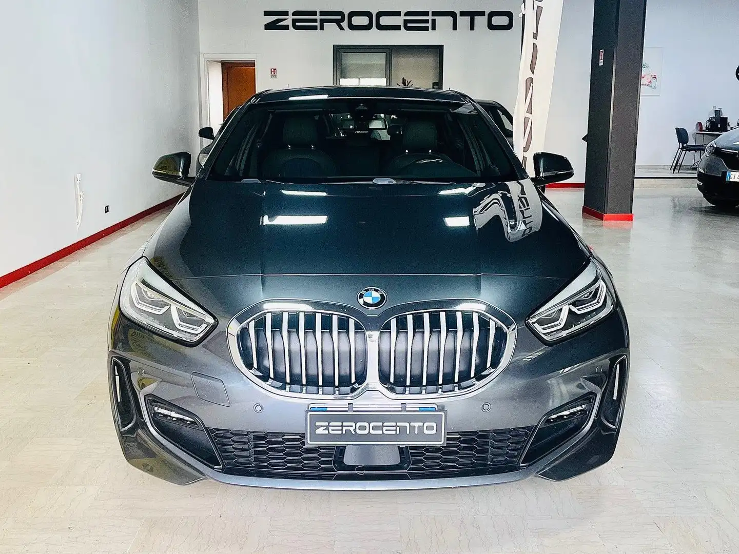 BMW 118 118i Msport 140cv auto Gris - 2