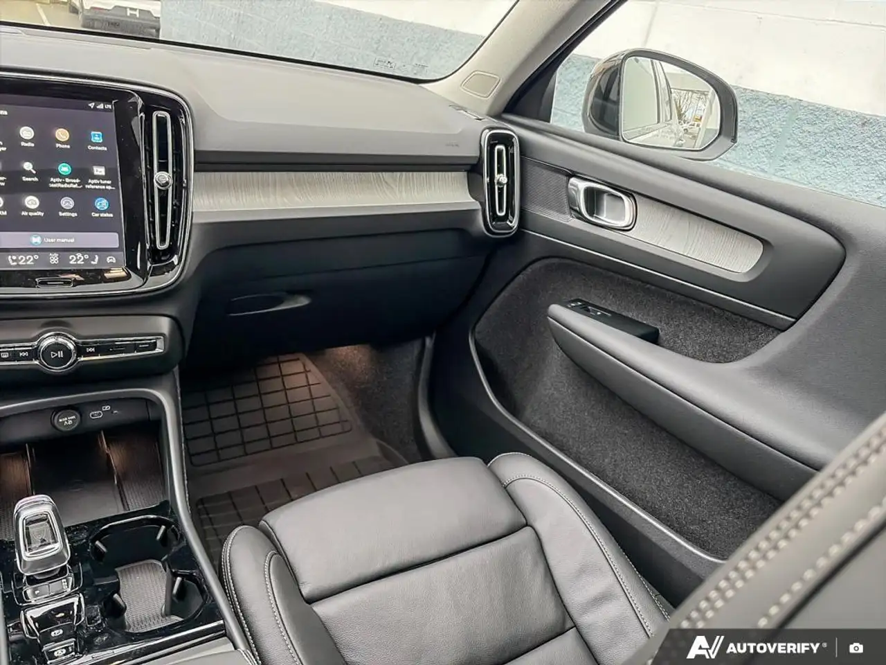 Volvo XC40 снимка Volvo XC40