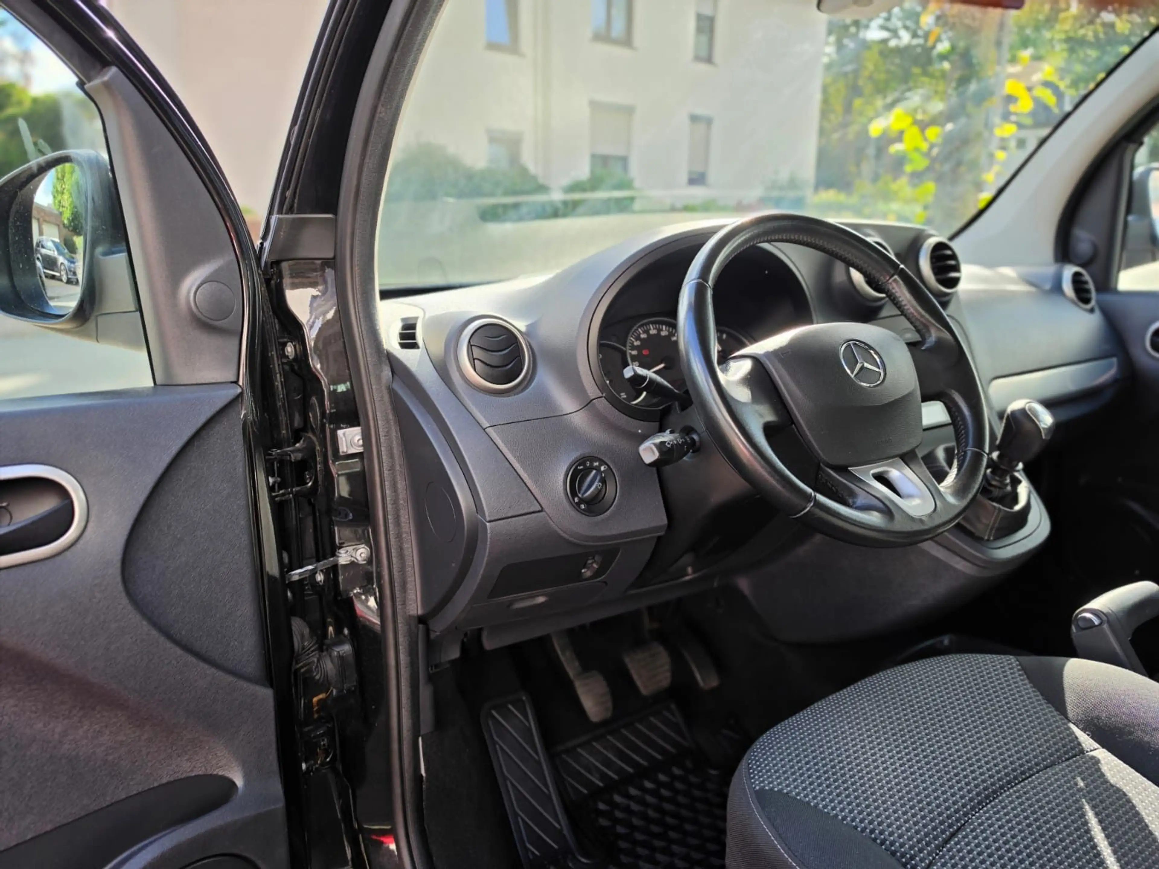 Mercedes-Benz Citan 111CDI extralang PDC/TEMP/ROLLSTUHLGERECHT — photo 9