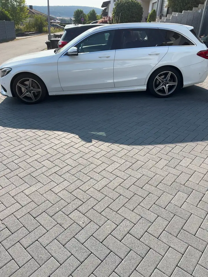 Mercedes-Benz C 400