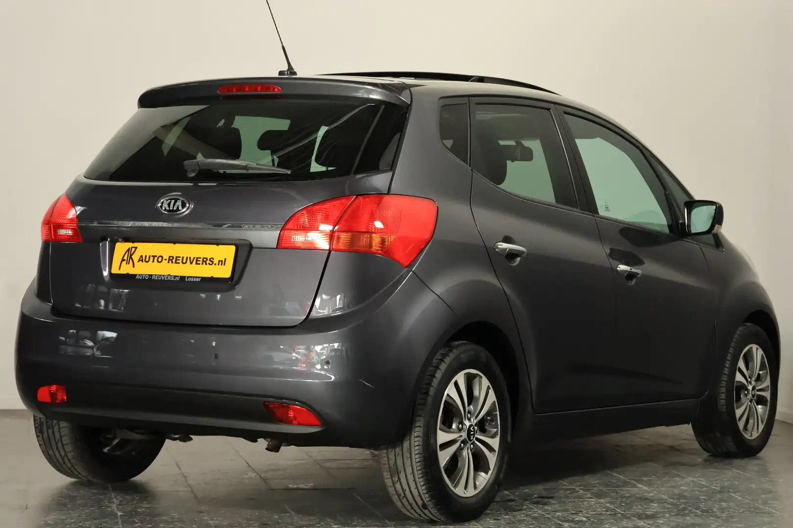 Kia Venga 1.6 CVVT ExecutiveLine / Opendak / Navi / Camera / Gris - 2