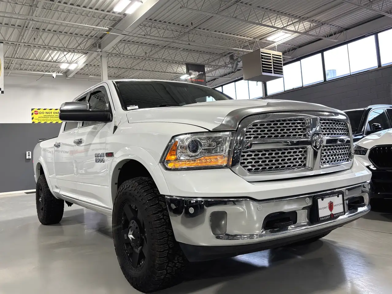 RAM 1500 снимка RAM 1500