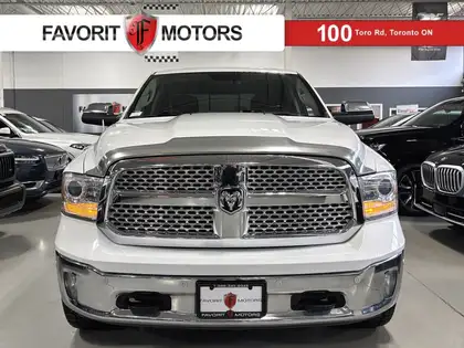 White 2018 RAM 1500 Pickup Truck Four-Wheel Drive 8-Speed Automatic