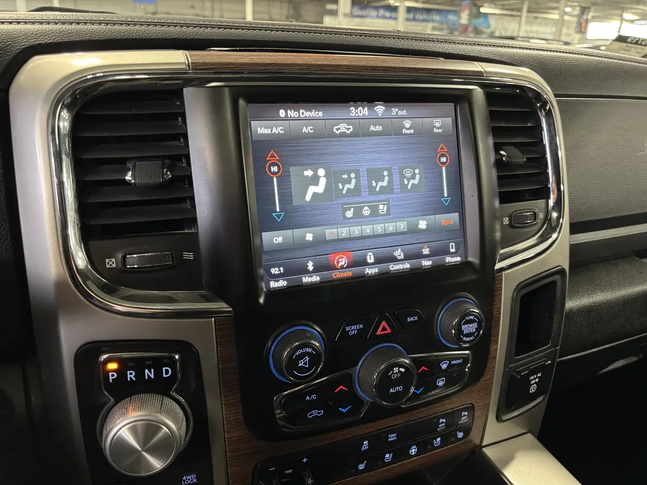 RAM 1500 снимка RAM 1500