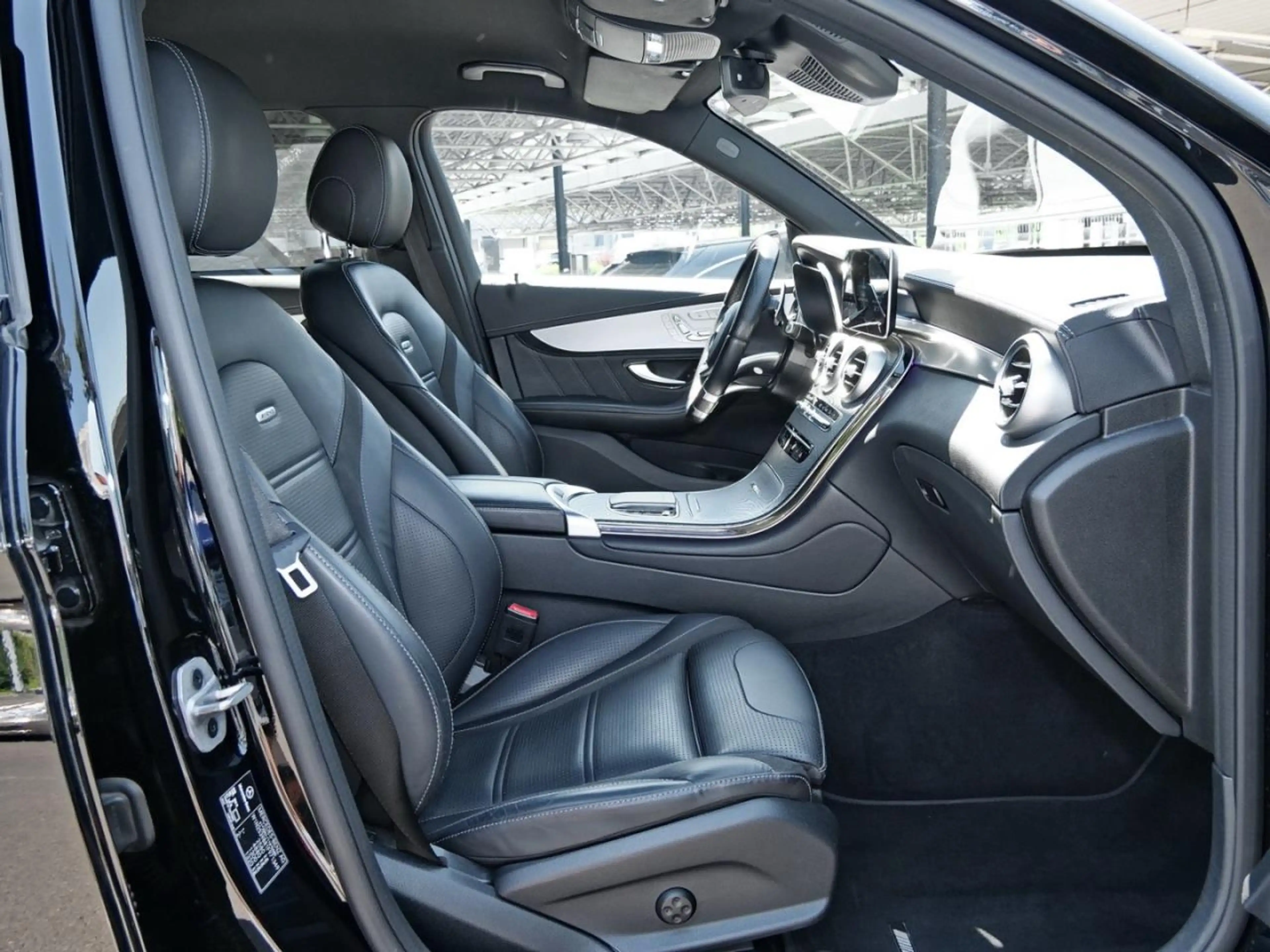 Mercedes-Benz GLC 63 AMG 4M+ Night Distronic 360° AHK — photo 8