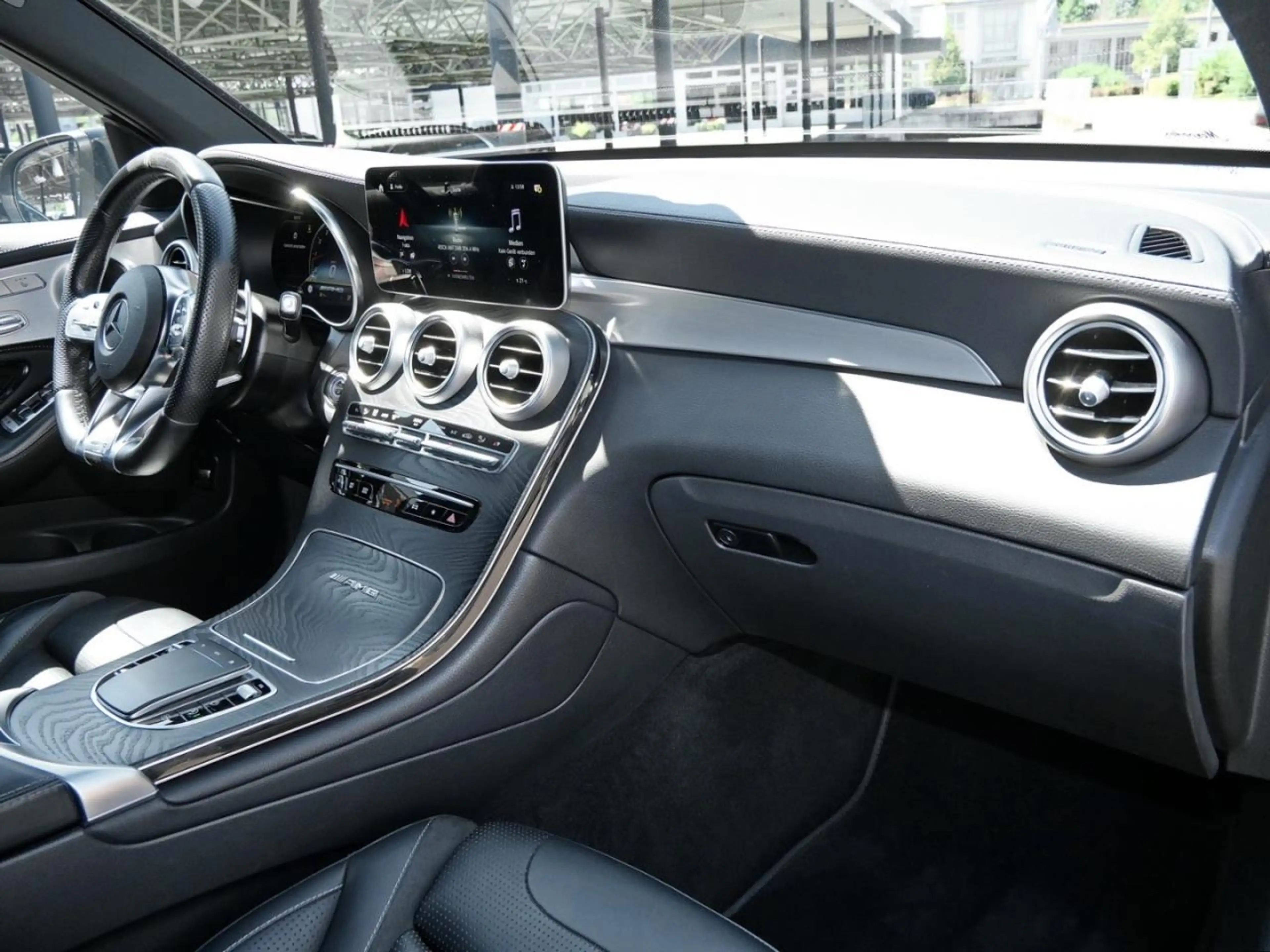 Mercedes-Benz GLC 63 AMG 4M+ Night Distronic 360° AHK — photo 6