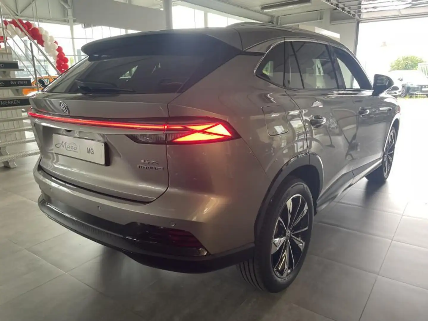 MG HS 1.5 T-GDi HYBRID+ Luxury | NEW MODEL! - STOCK! Argent - 2