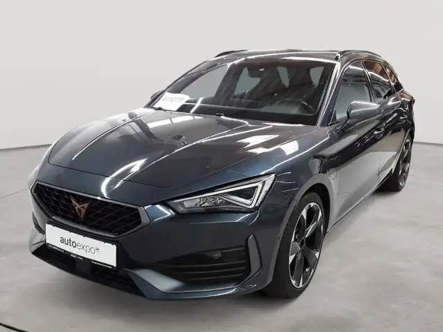 Cupra Leon view 2