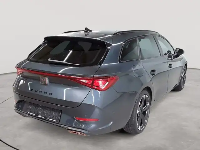 Cupra Leon view 4