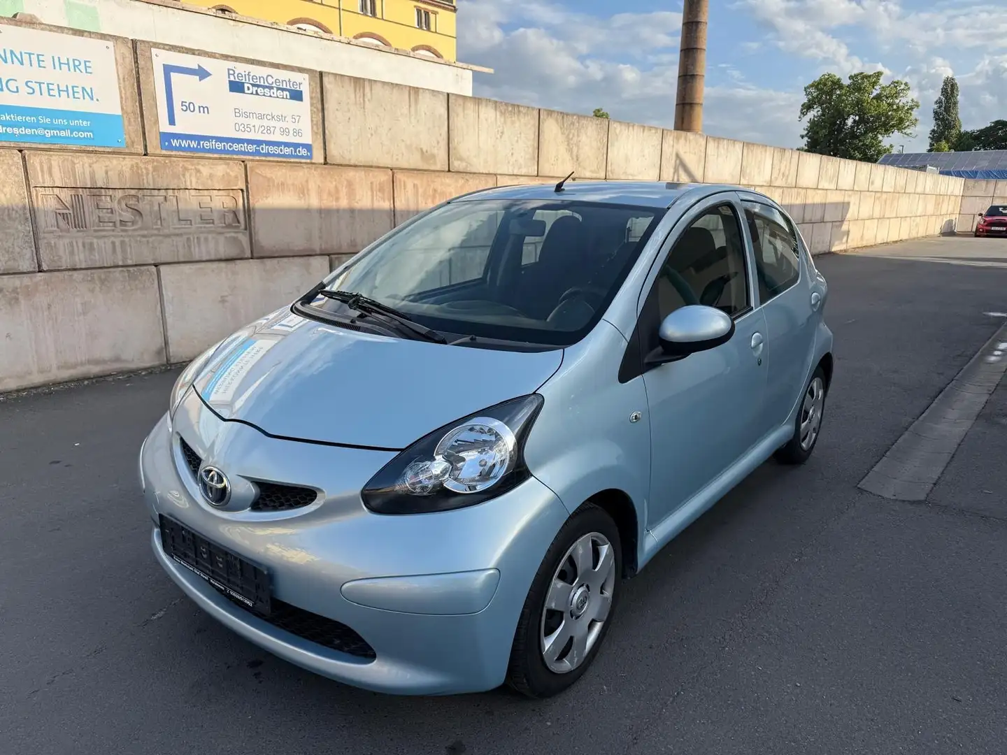 Toyota Aygo Blue Blauw - 1