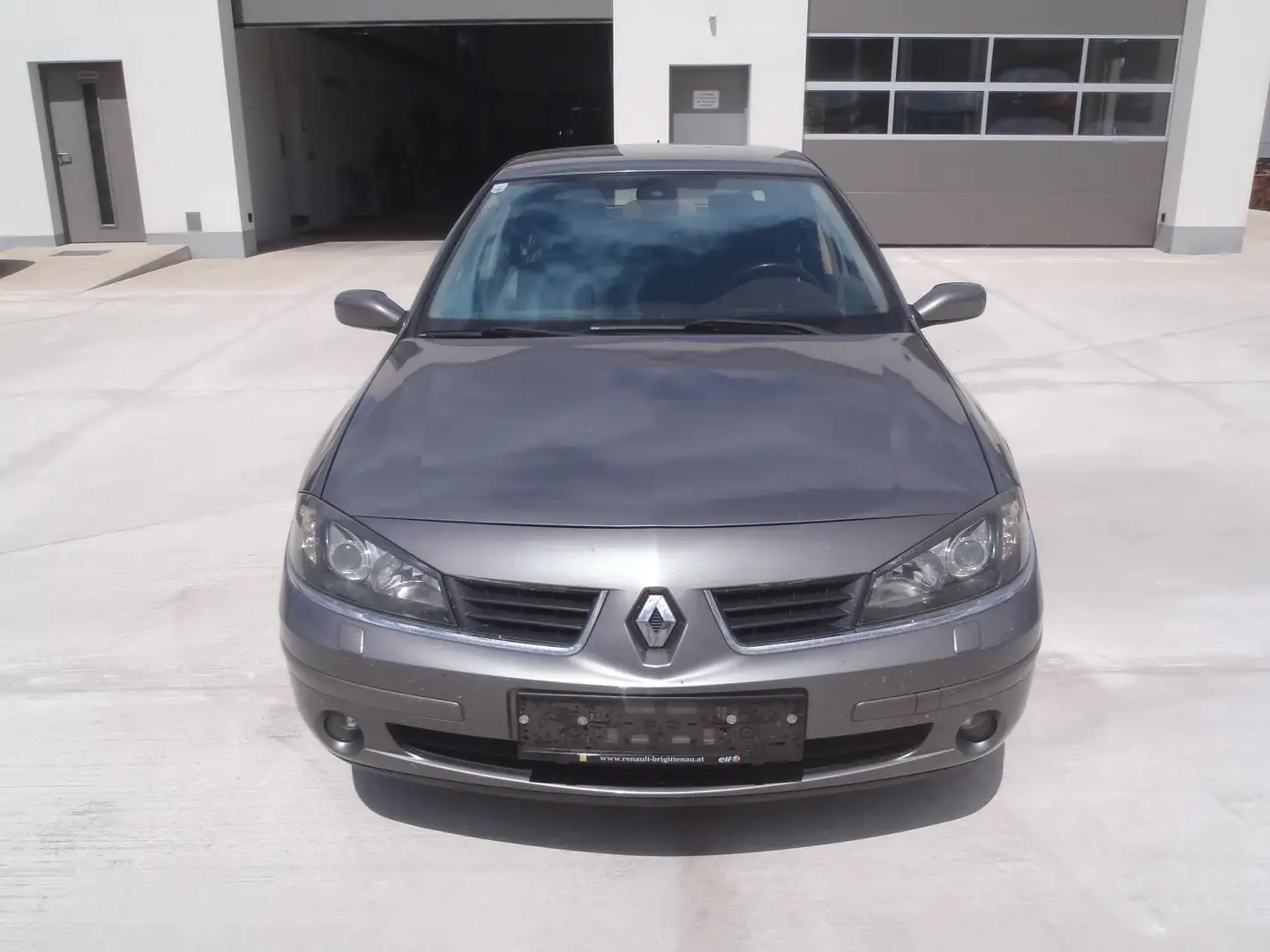 Renault Laguna Laguna Initiale 1,9 dCi Ds. Initiale Grau - 1