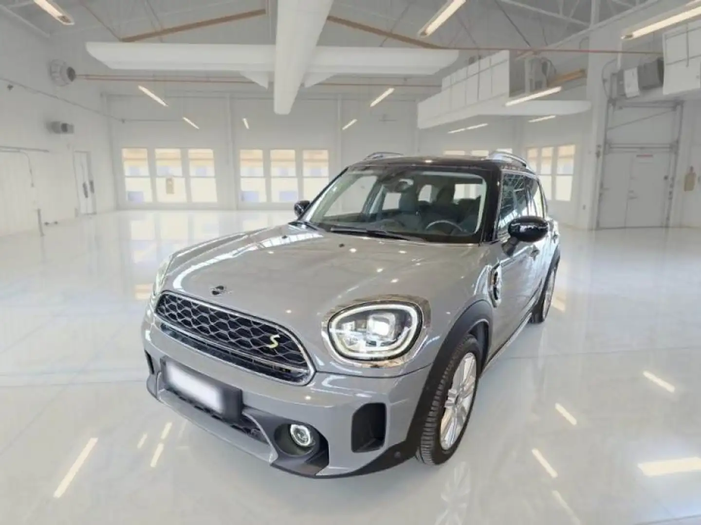 MINI Cooper SE Countryman 1.5 Hype ALL4 Automatica Gris - 2
