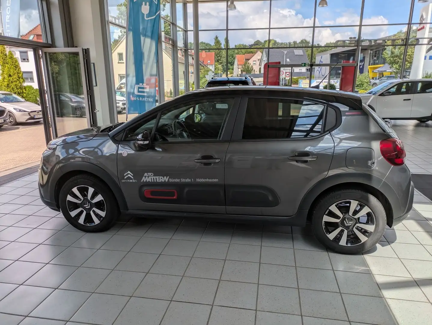 Citroen C3 1.2 PureTech 82 C-Series Stop&Start Grau - 2