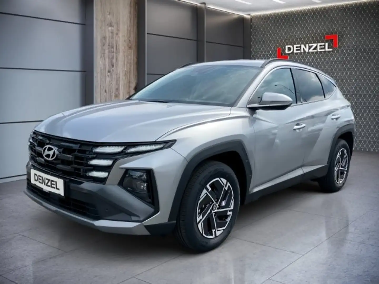 Hyundai TUCSON NX4 Jubile 1,6 T-GDi 2WD 48V Silber - 1
