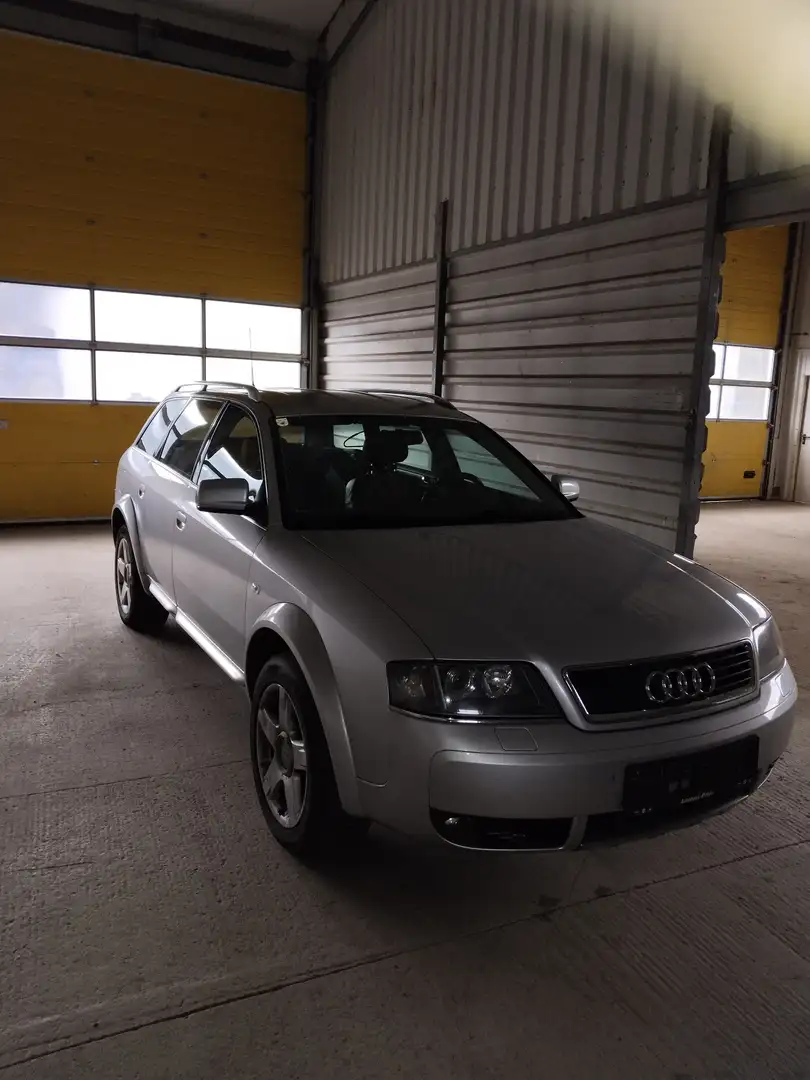 Audi A6 allroad quattro tiptronic 2,5 TDI - 2