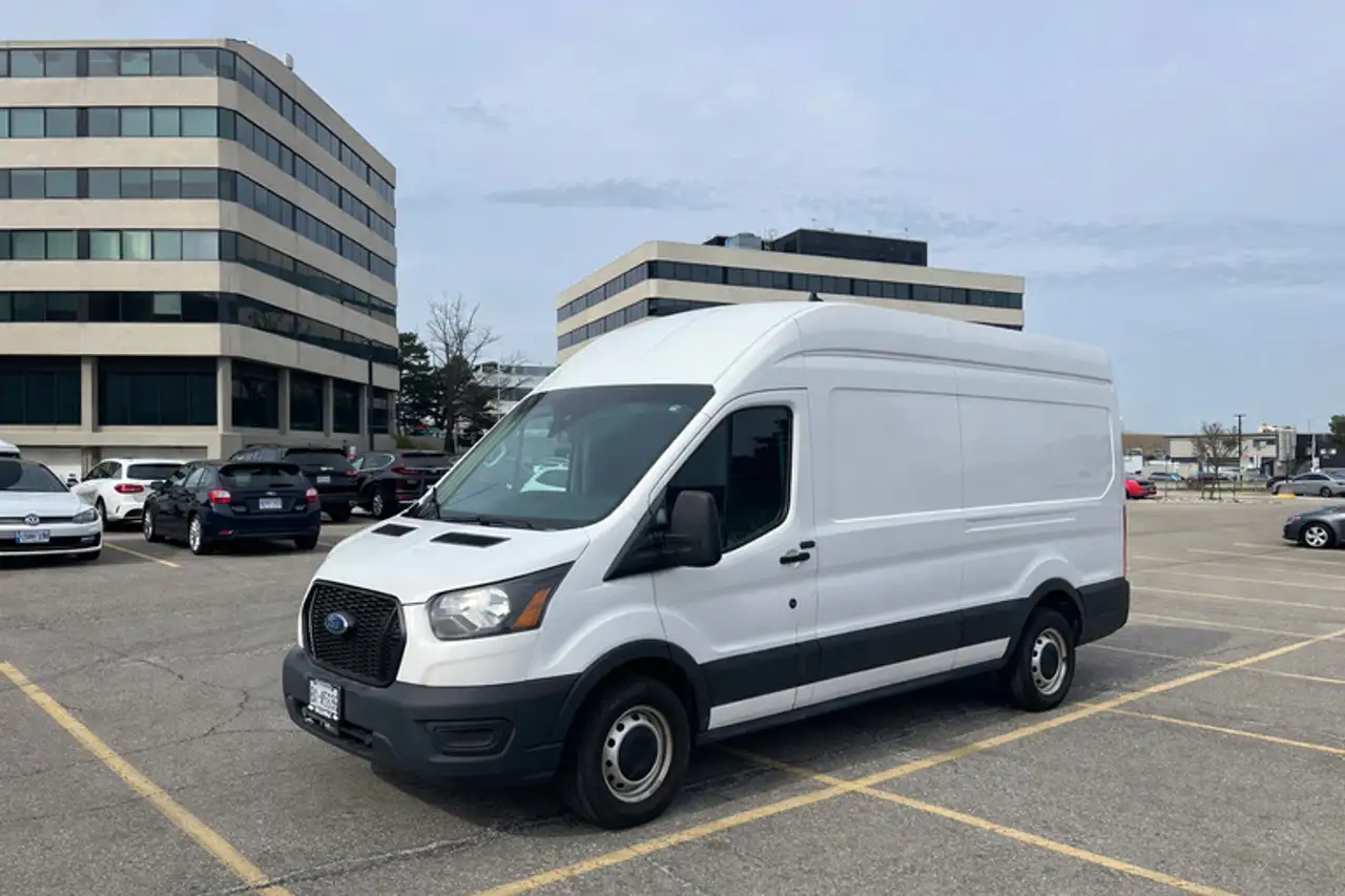 2021 Ford Transit Cargo Van