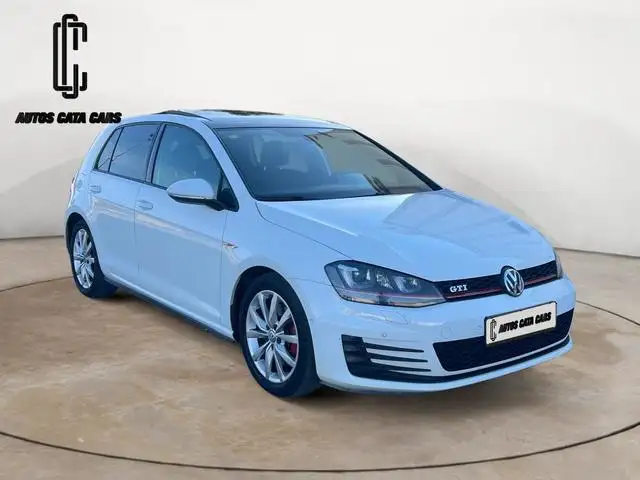 Volkswagen Golf GTI 2.0 TSI 220