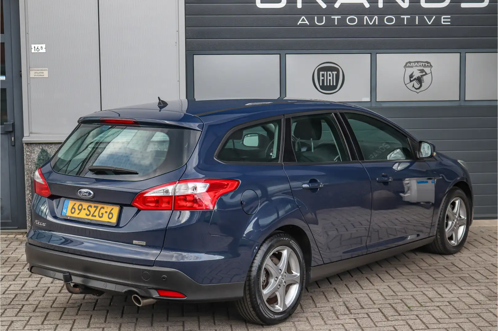 Ford Focus Wagon 1.6 EcoBoost Trend Inruilkoopje Navi Cruise Синий - 2