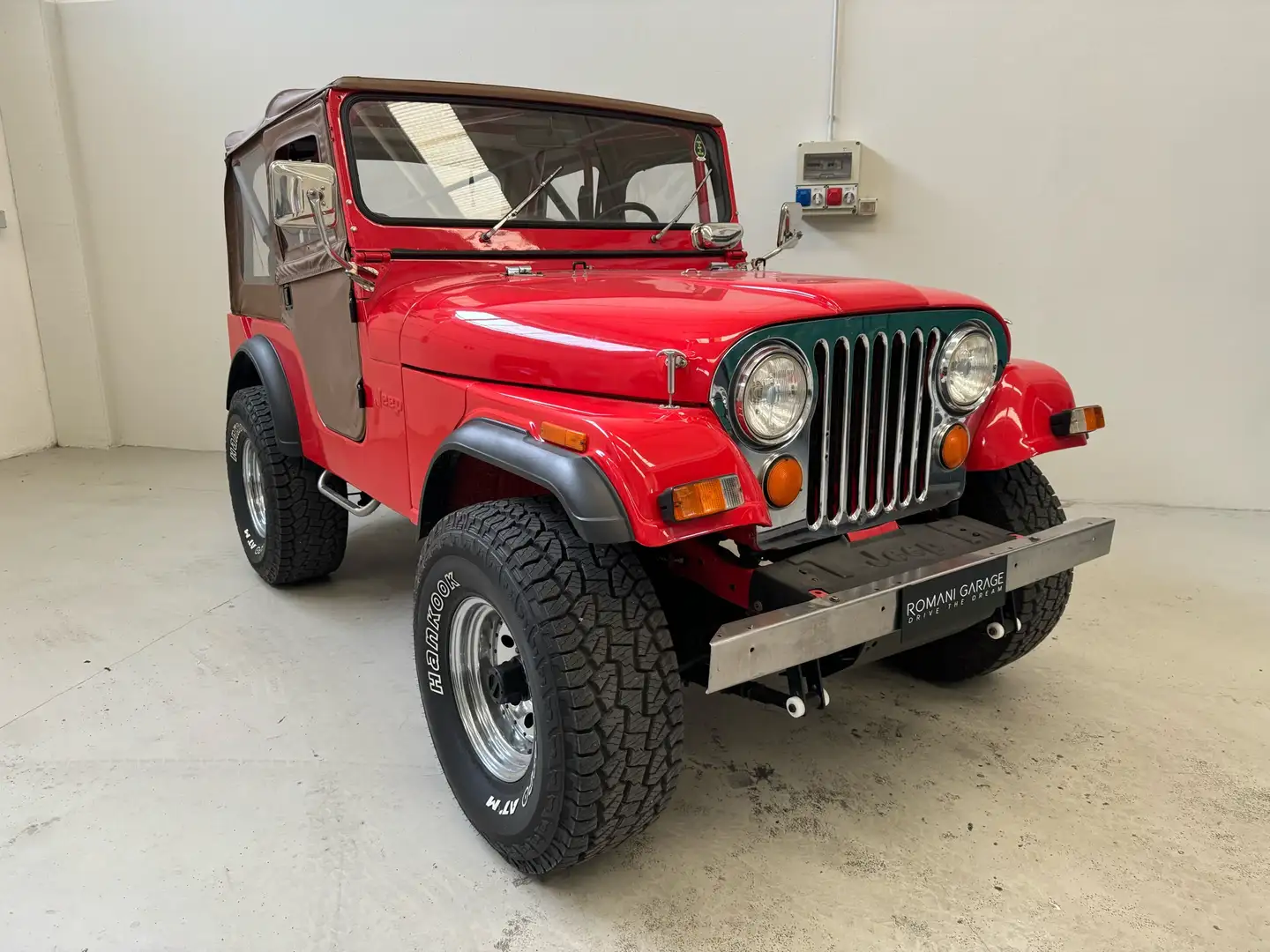 Jeep CJ-5 3800 cc Czerwony - 1