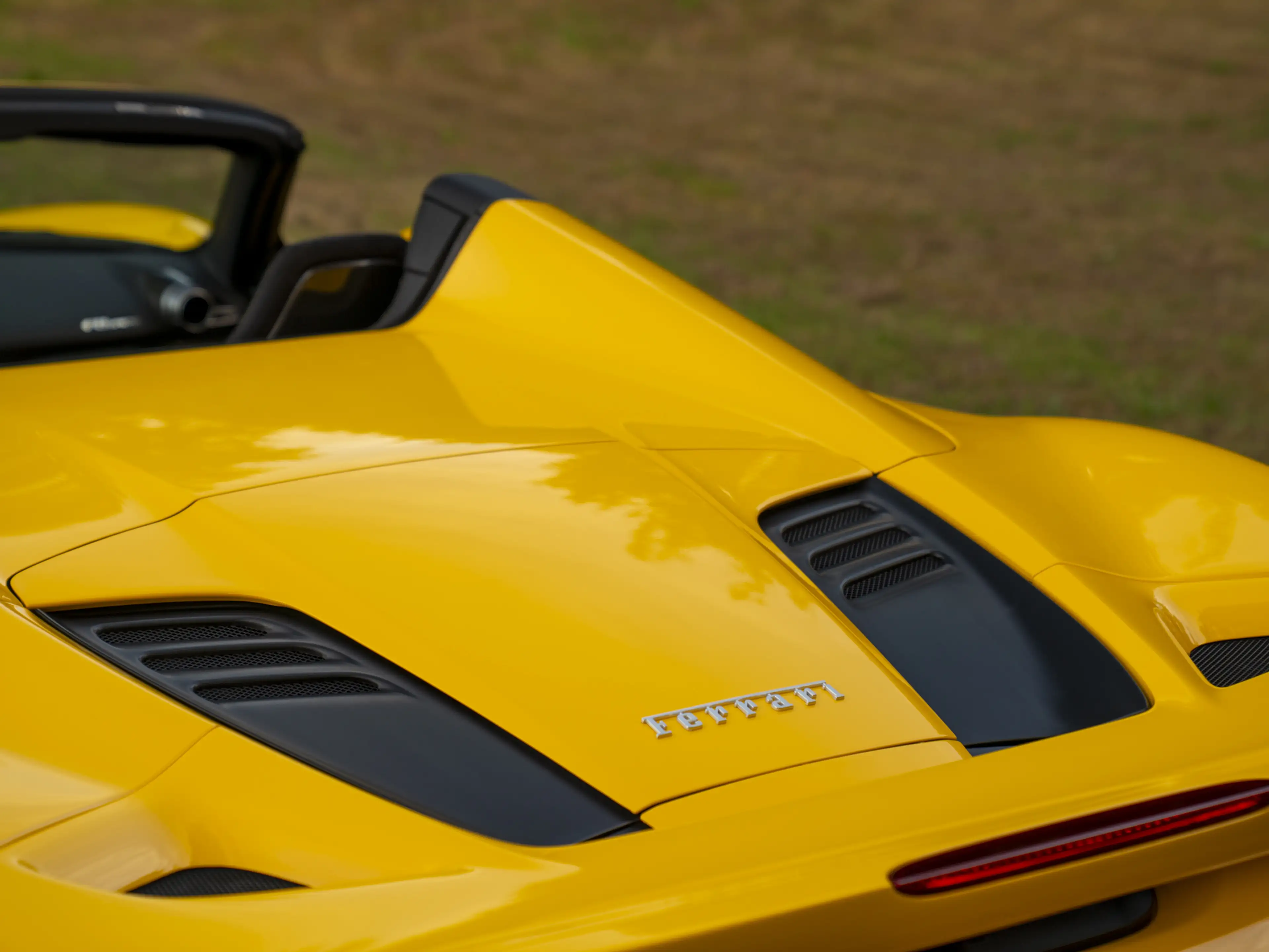 Ferrari F8 Spider 3.9 V8 HELE | Lift | JBL | Carbon interior — photo 39