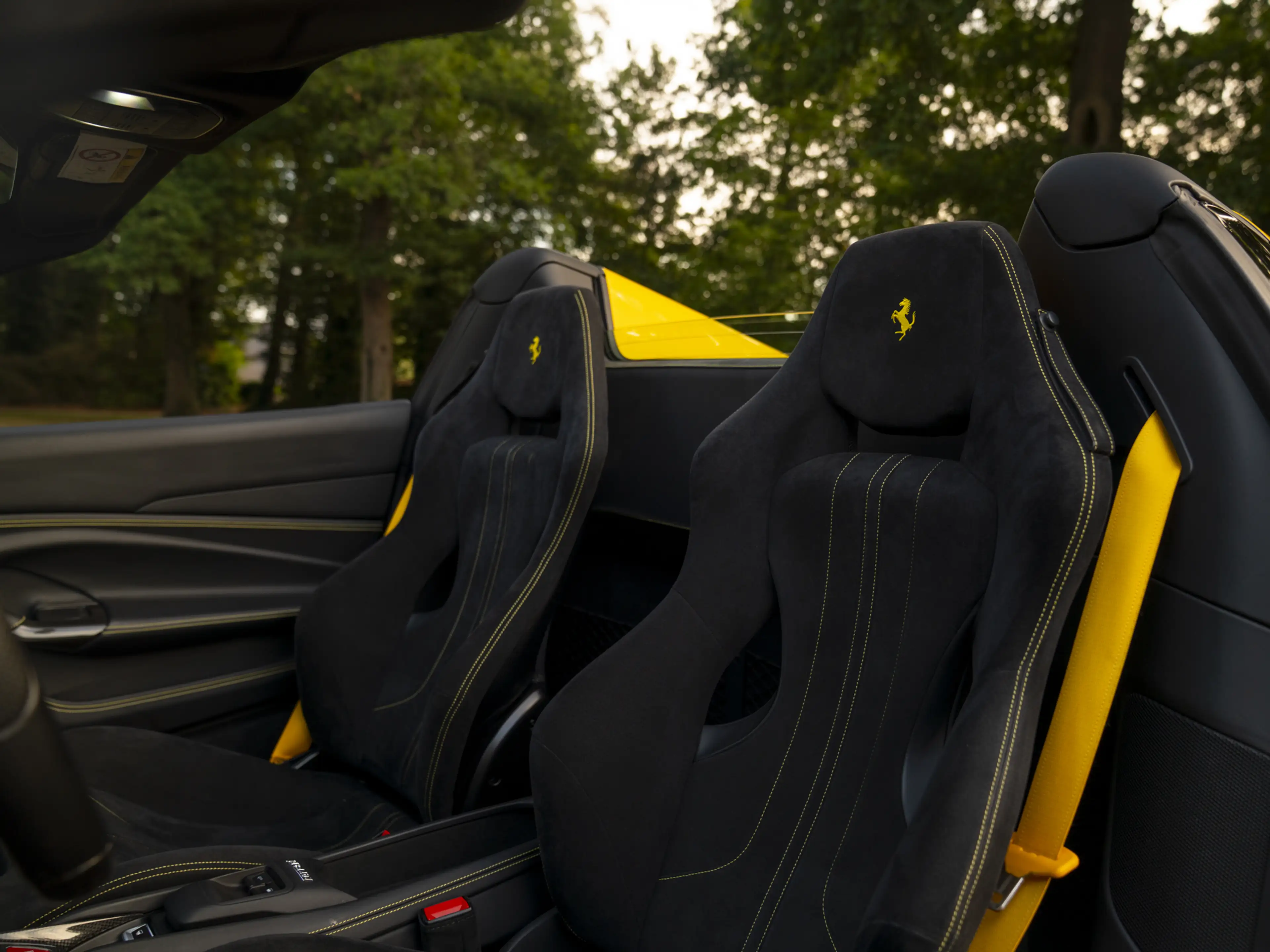 Ferrari F8 Spider 3.9 V8 HELE | Lift | JBL | Carbon interior — photo 9