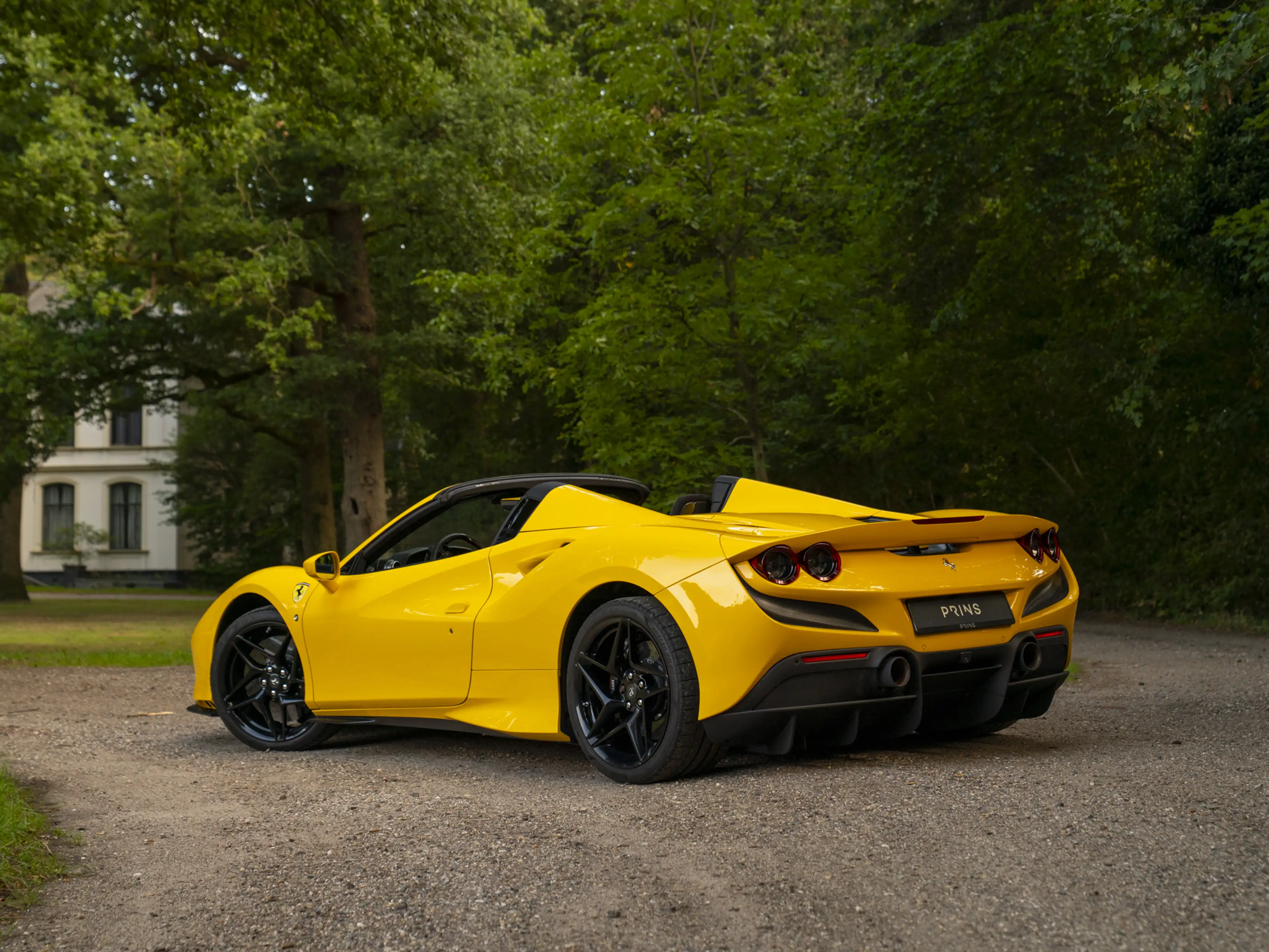 Ferrari F8 Spider 3.9 V8 HELE | Lift | JBL | Carbon interior — photo 6