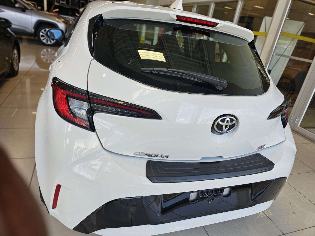 2024 Toyota Corolla CVT — снимка 1
