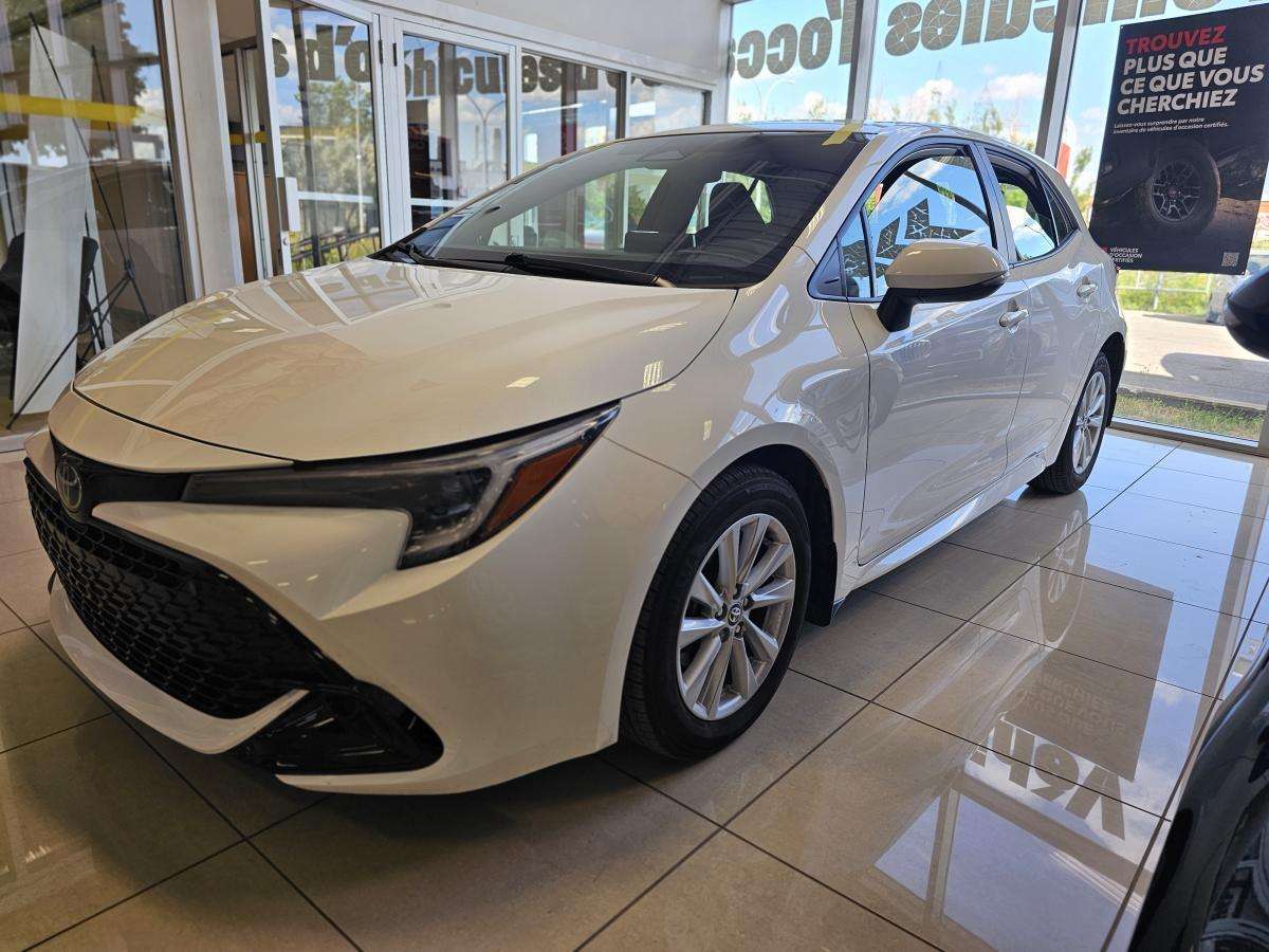 2024 Toyota Corolla CVT — снимка 1