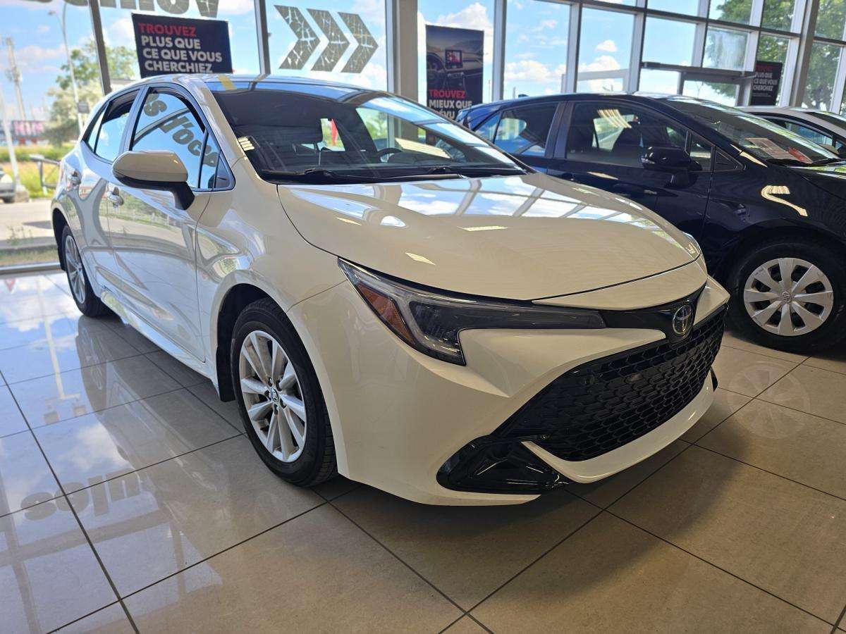 2024 Toyota Corolla CVT — снимка 1