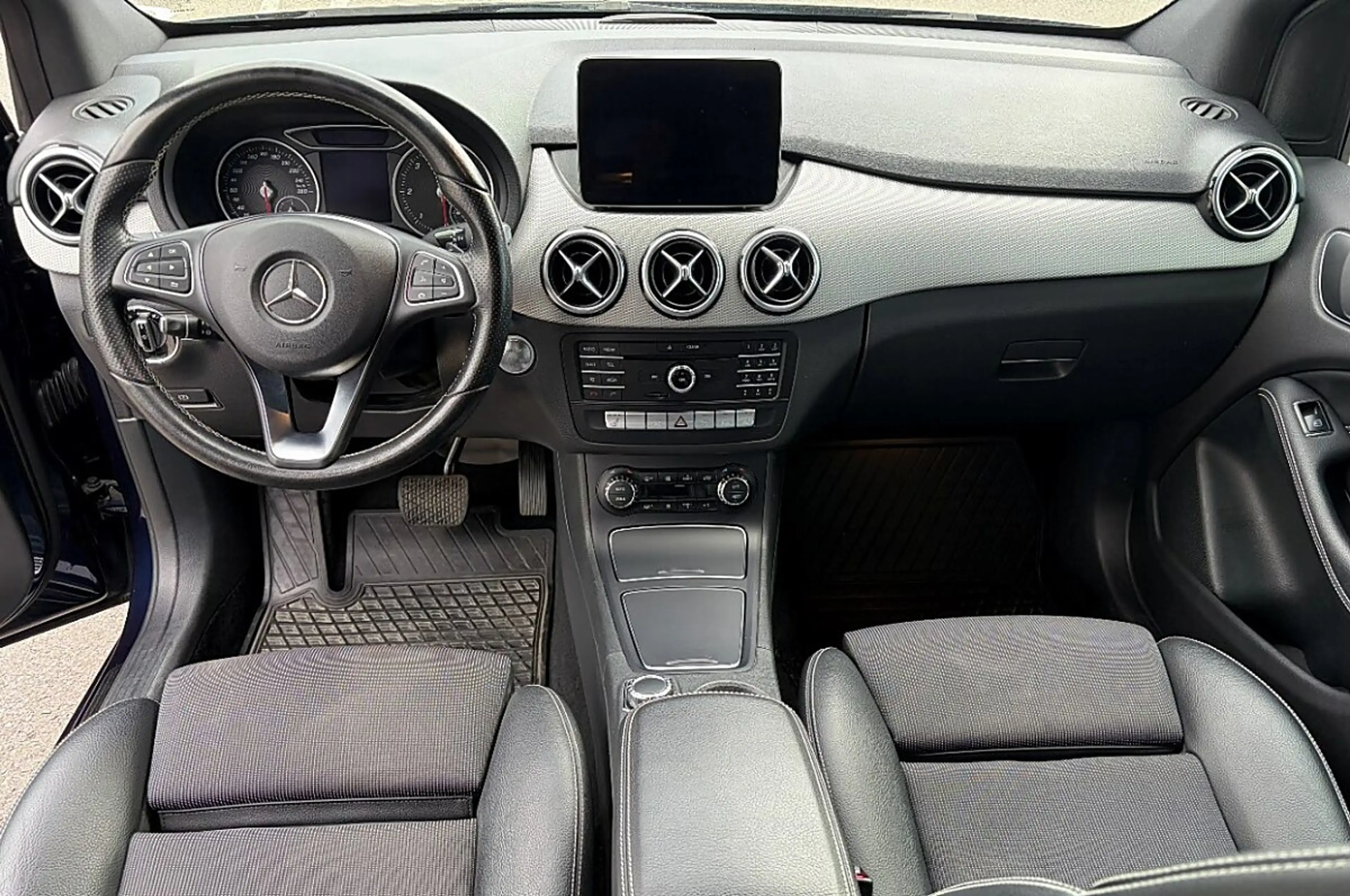Mercedes-Benz B 200 d 4MATIC Aut. — photo 10