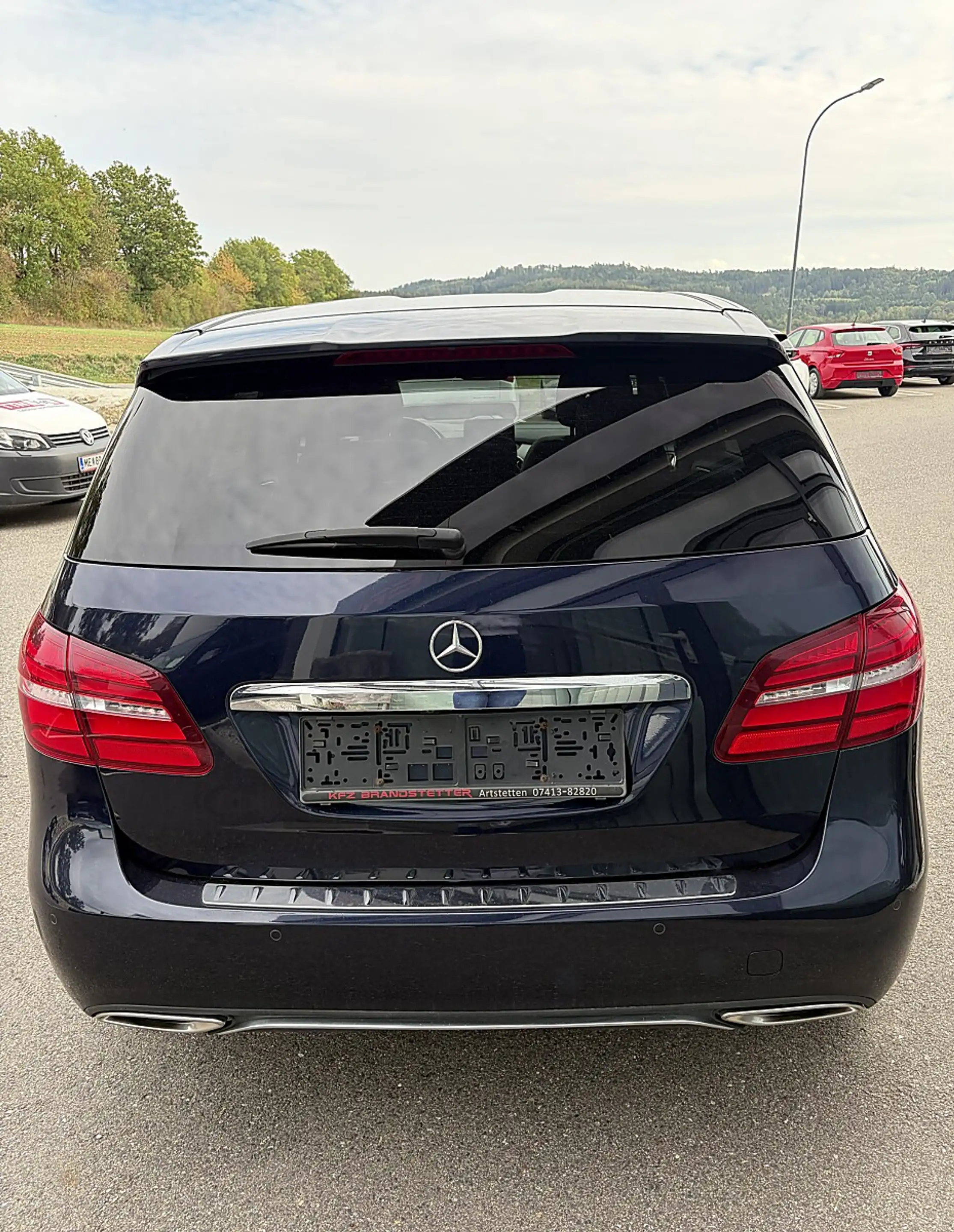 Mercedes-Benz B 200 d 4MATIC Aut. — photo 4