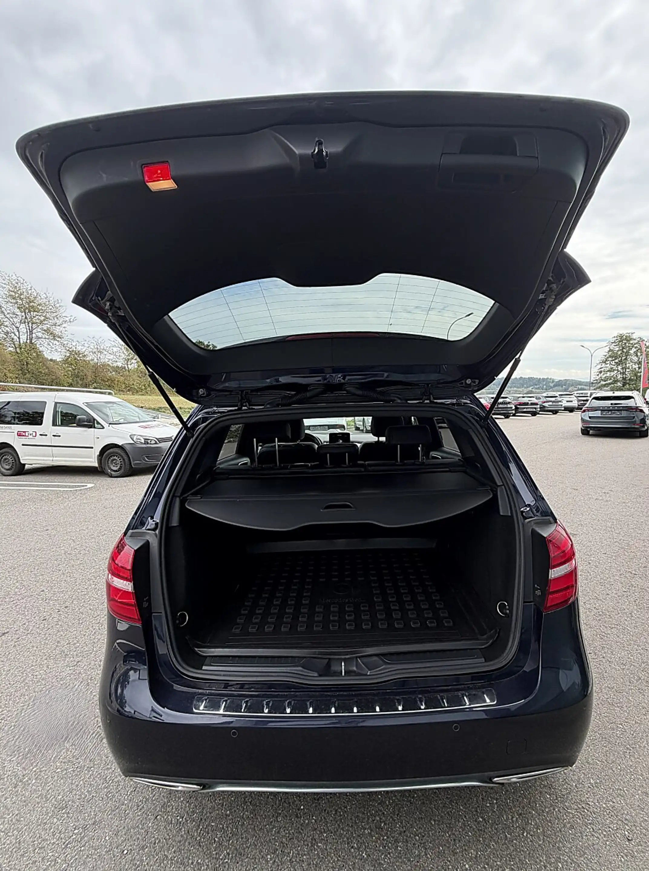 Mercedes-Benz B 200 d 4MATIC Aut. — photo 5