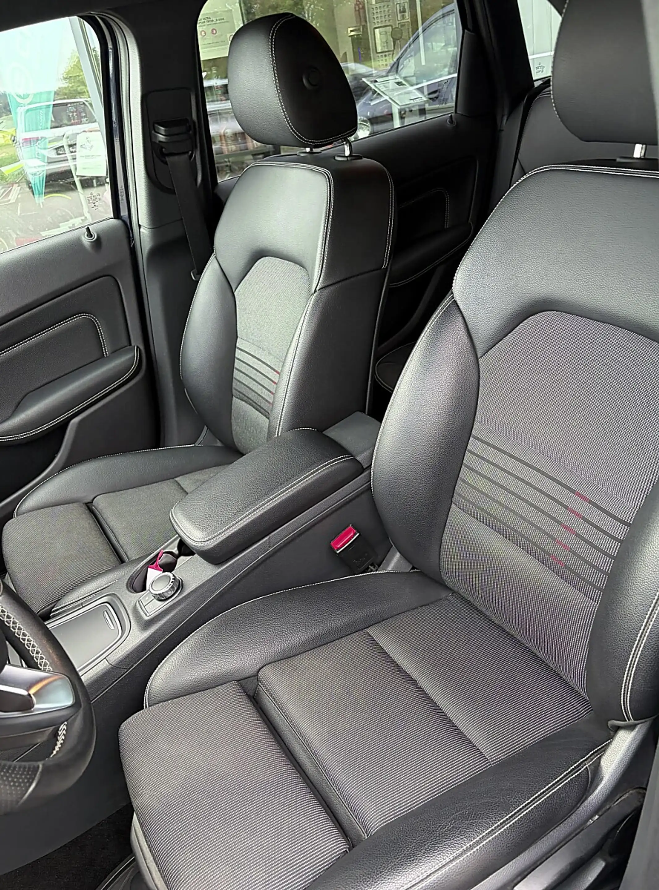 Mercedes-Benz B 200 d 4MATIC Aut. — photo 6