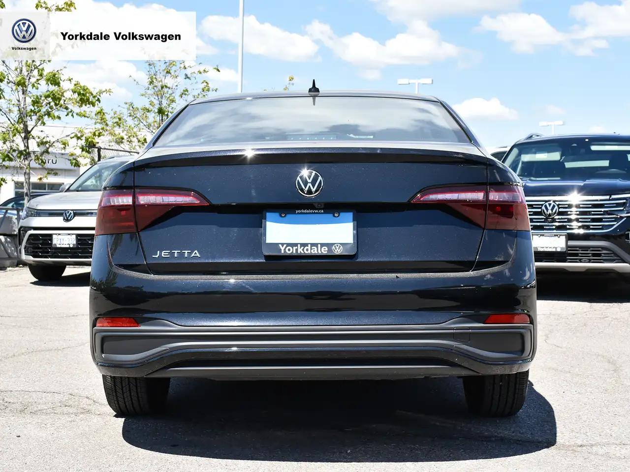 Volkswagen Jetta снимка Volkswagen Jetta